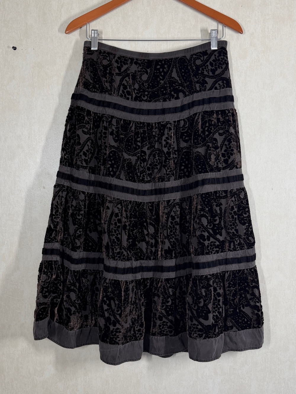 Garnet Hill Black Velvet Burnout Tiered Midi Skirt with Gray Bands - Picture 6 of 12